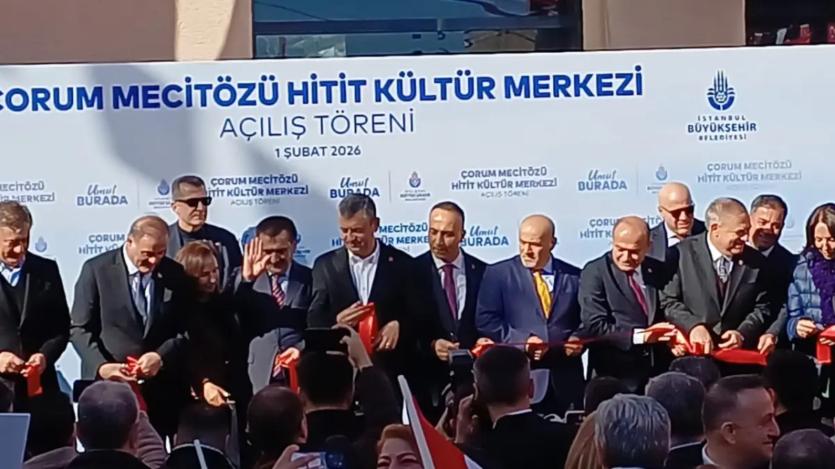 Özgür Özel, Mecitözü'nde 4.250 m² Hitit Kültür Merkezi'nin Açılışını Gerçekleştirdi