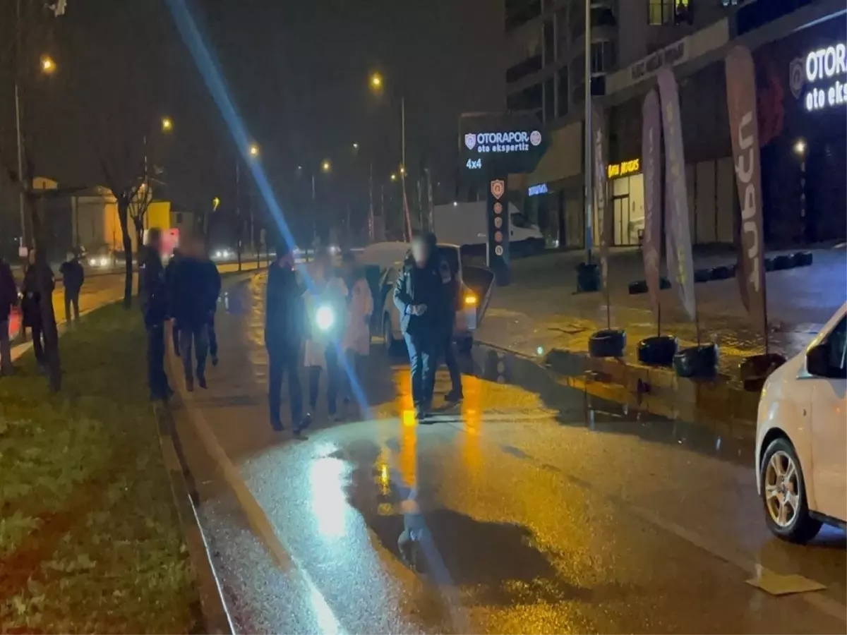 Bursa’da Polis, Akaryakıt İstasyonu Kıyafetiyle El Bombası Operasyonu Gerçekleştirdi