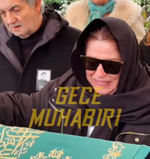 Fatih Ürek'in kardeşi tabuta yaslanıyor