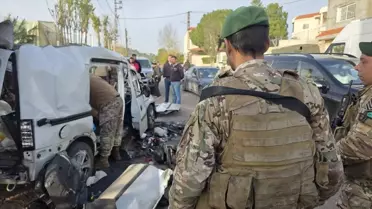 Saldırı sonrası hasar gören araç