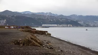 Arama ekipleri denizde çalışıyor