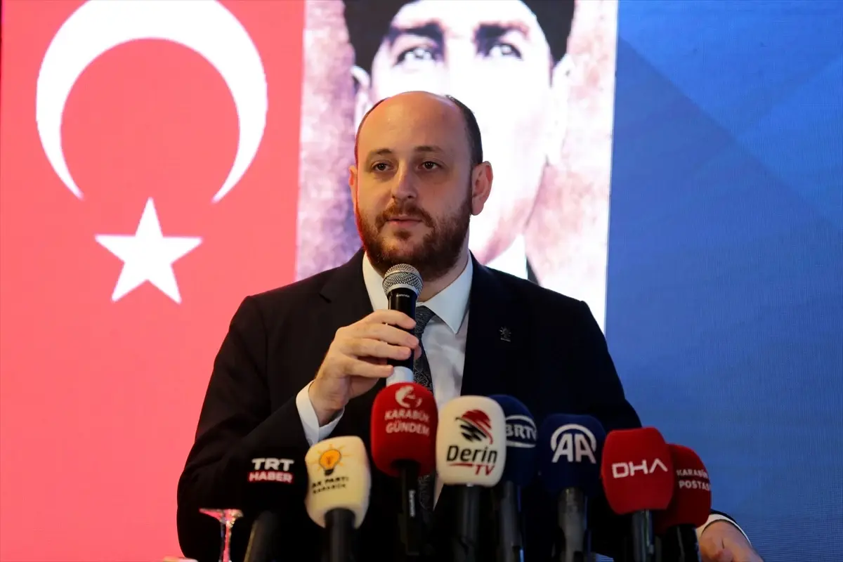 Büyükgümüş: Muhalefet Sahnede Yok, AK Parti Tek Başına Öne Çıkıyor
