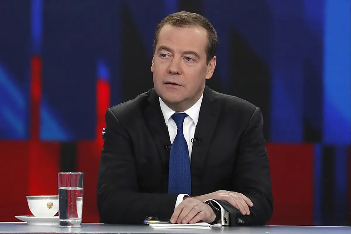 Medvedev, Trump'ı Barışçıl Yaklaşımlarıyla Övdü: Rusya‑ABD İlişkileri Yeni Bir Döneme Giriyor