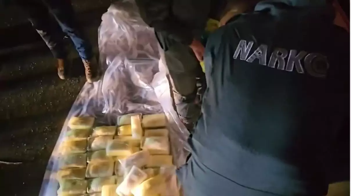 Şırnak'ta 142 Kilogram Metamfetamin Ele Geçirildi: İçişleri Bakanı Yerlikaya'dan Açıklama