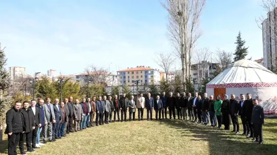 AK Parti Kayseri Teşkilatı, Gelecek Vizyonu İçin İstişare Toplantısı Gerçekleştirdi