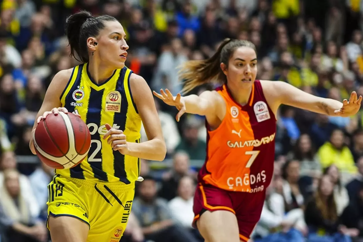 Fenerbahçe, Galatasaray Kadınlar Basketbol Takımını Zorlu Maçta Geçti