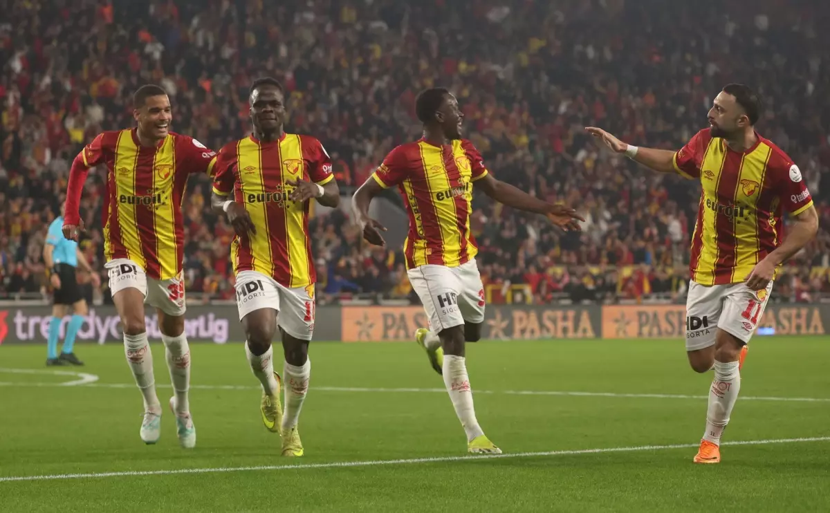 Göztepe, Fatih Karagümrük'ü 2-1 Yenerek Avrupa Hedefini Güçlendirdi