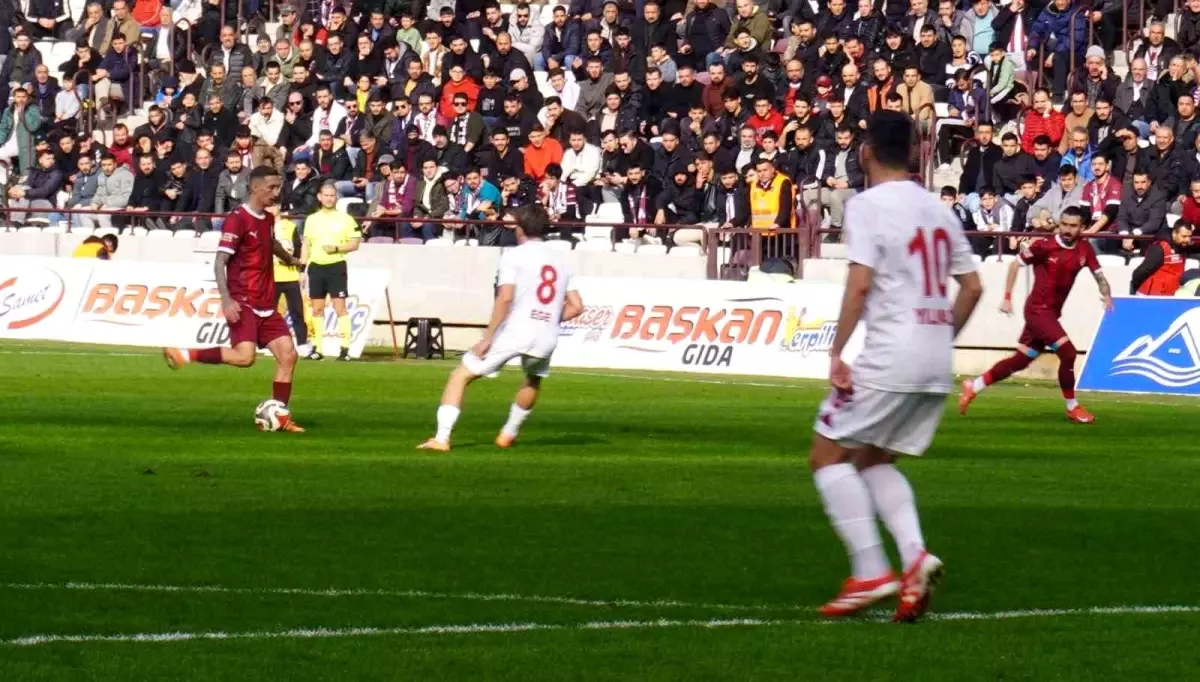 Elazığspor, Altınordu'yu 2-0 Mağlup Ederek Beyaz Grup'ta Öne Çıktı