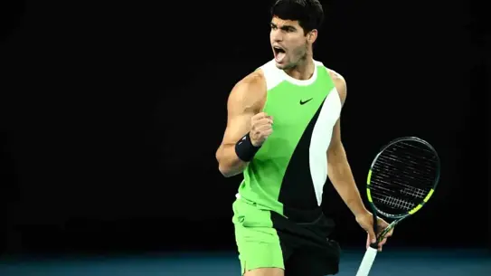 Alcaraz ve Djokovic maç anı