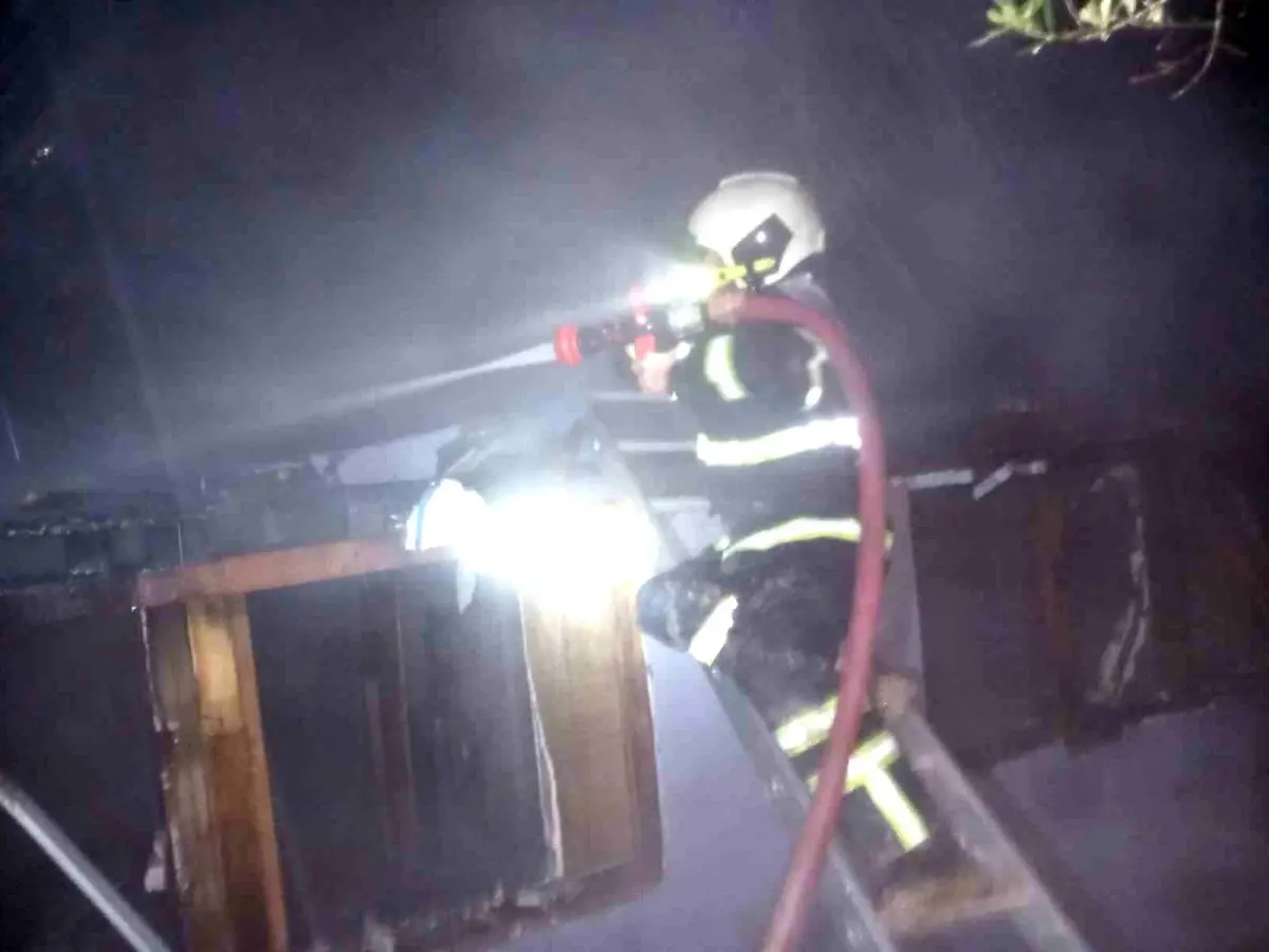 Yangın sonrası Bilecik Osmaneli bungalovunun dış görünüşü