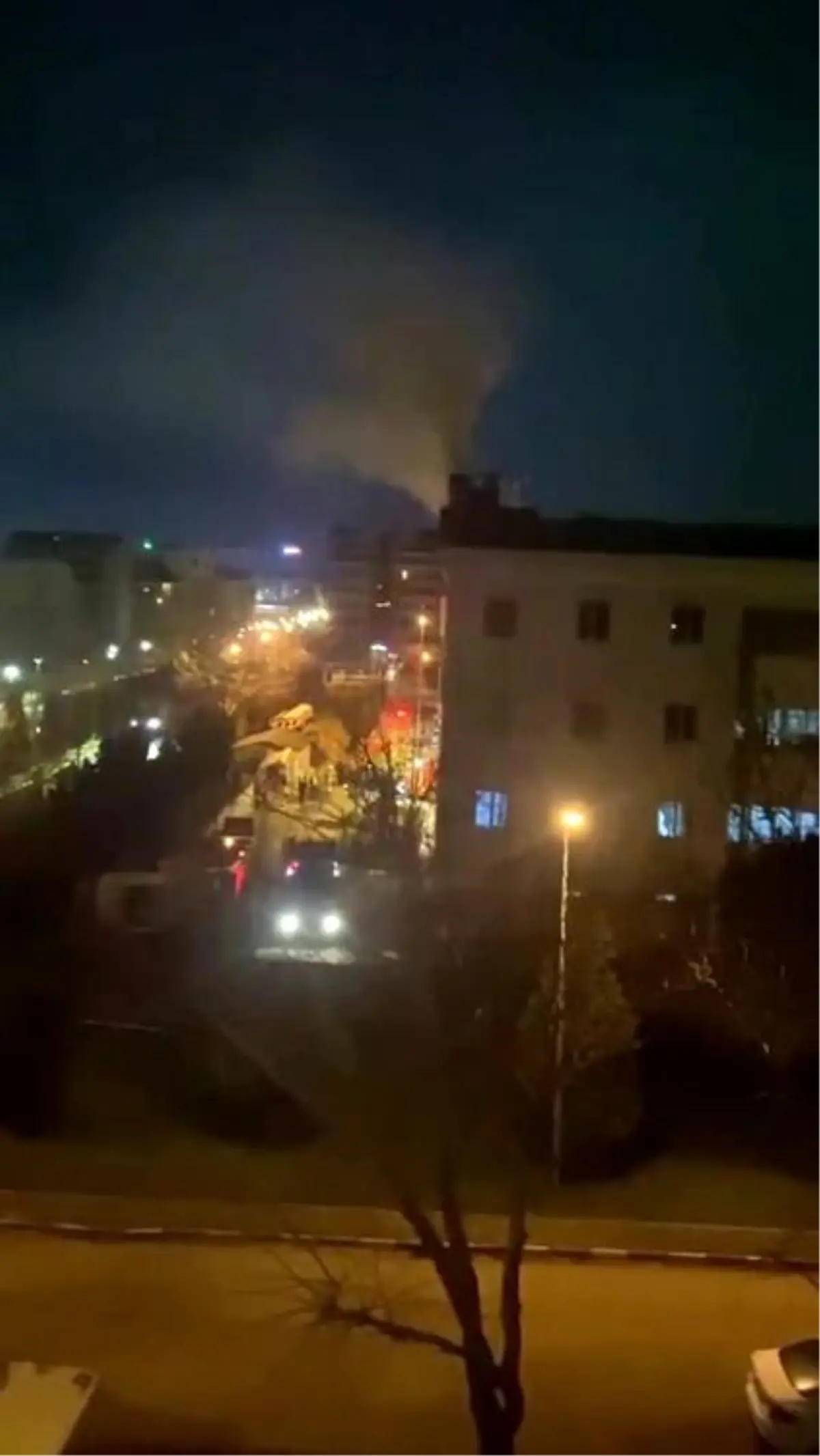 Nilüfer'deki Dörtçelik Çocuk Hastanesinde Bacadan Çıkan Yangın Hızlıca Söndürüldü