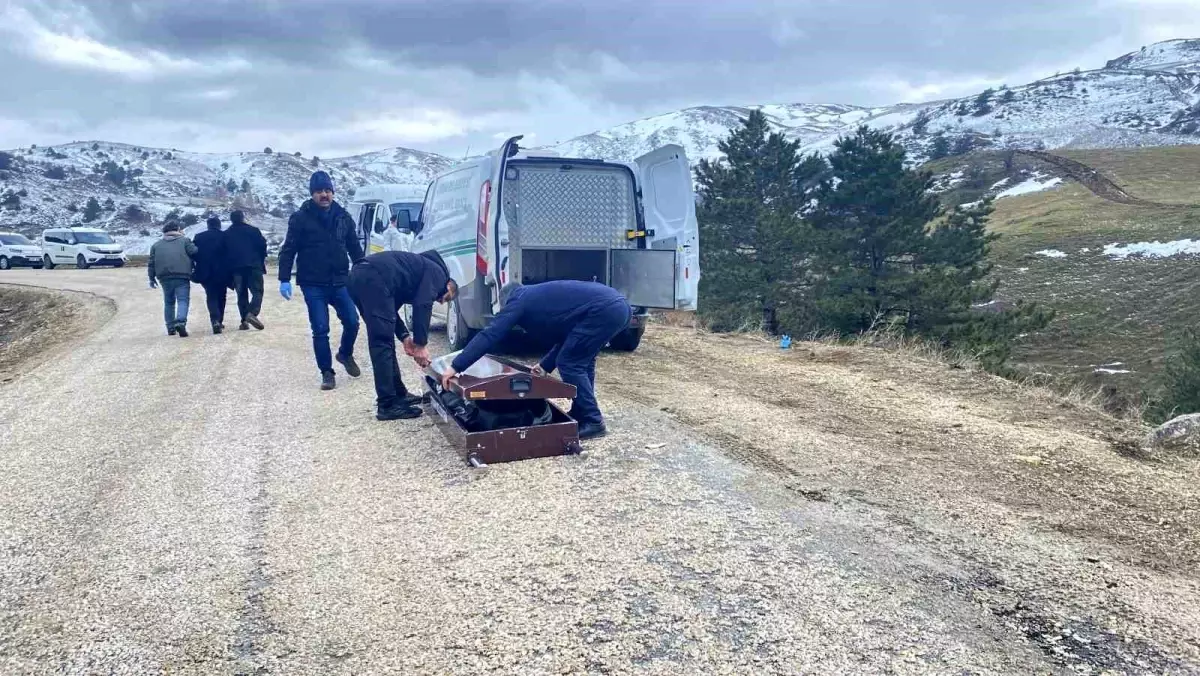 Çorum’da Yaşlı Adamın Cesedi Çöp Poşetinde Bulundu: Komşusu Gözaltına Alındı