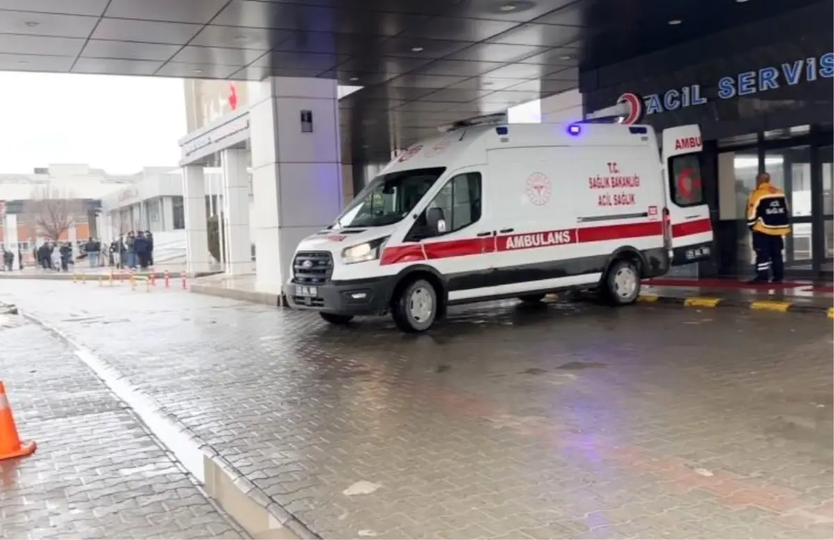 Elazığ'da 15. kattan düşen genç