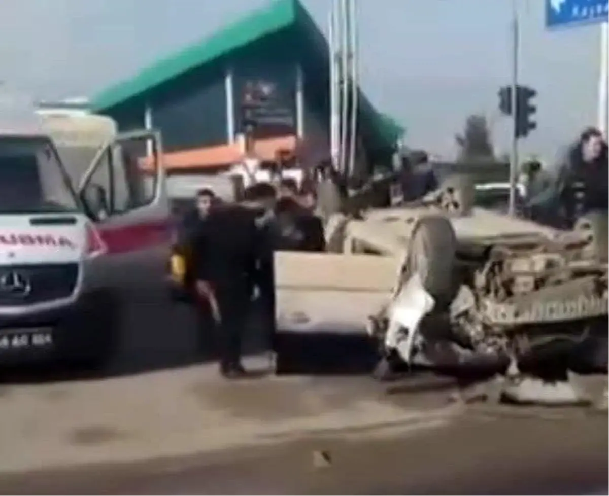 Malatya’da İki Araç Çarpıştı: 5 Kişi Yaralı