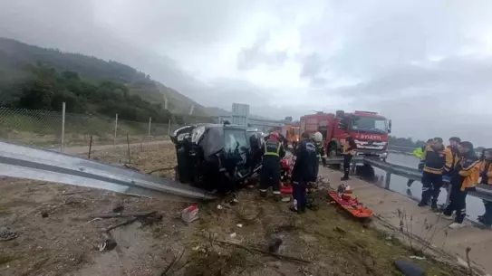 Kaza sonrası araç enkazı