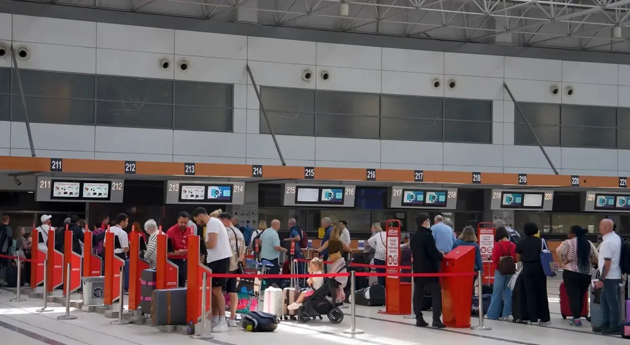 Uraloğlu: 2025'te Türkiye'nin Uçak ve Pilot Filosu Rekor Kırıyor