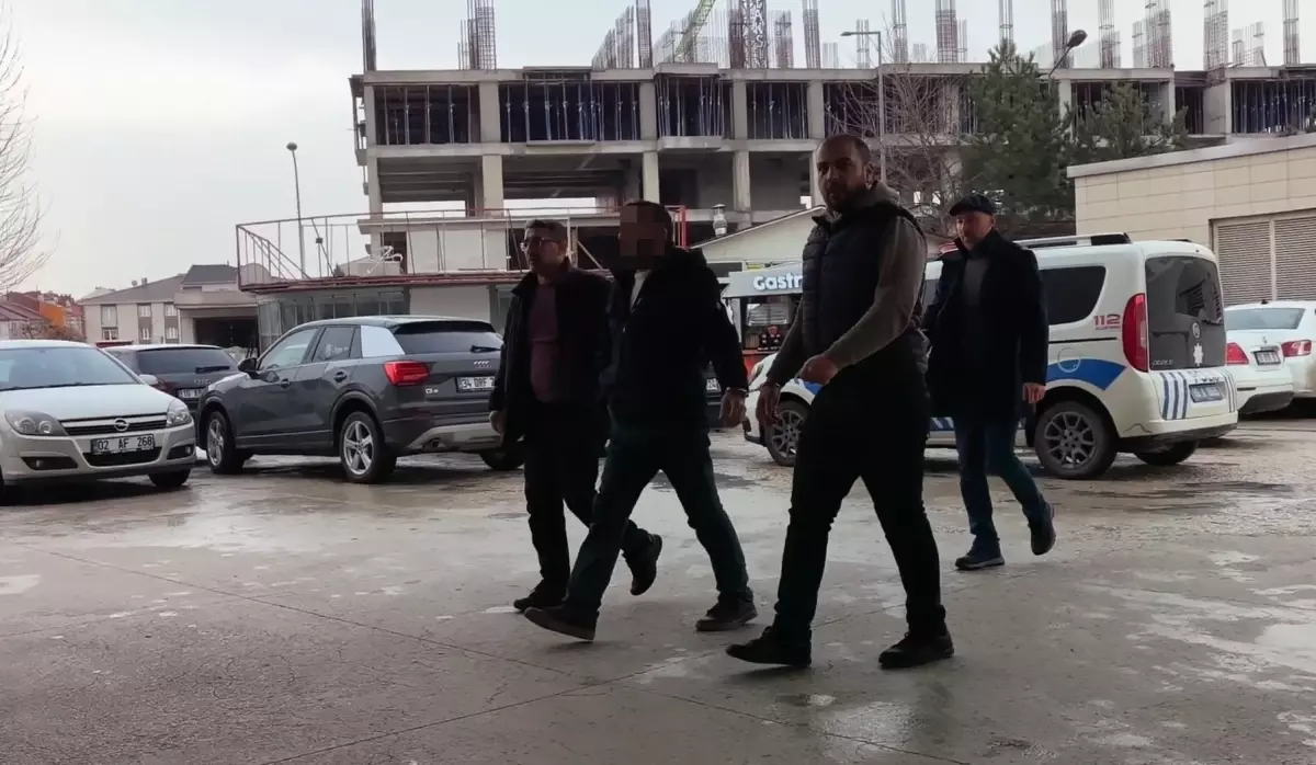 İnegöl'de 2 Milyon TL Değerindeki Altın Çanta Çalındı: Şüpheli 45 Gün Sonra Yakalandı