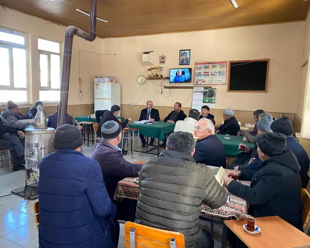Uşak Tarım Müdürlüğü'nden Köylü Üreticilere Hayvancılık Bilgilendirmesi