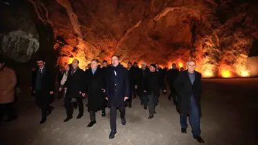 Tuzlu hava terapisi yapılan bir ziyaretçi