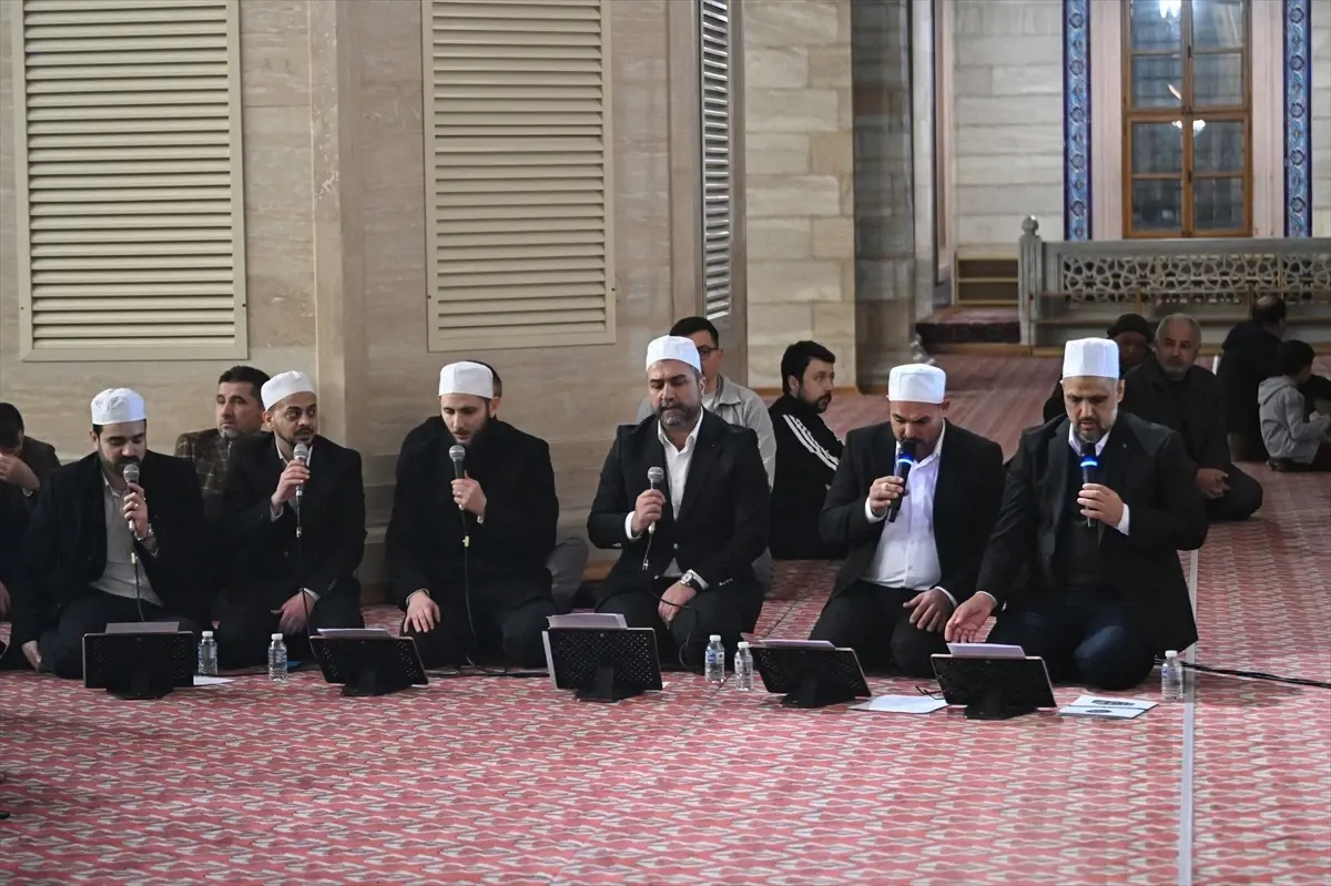 Adana ve Çevresinde Berat Kandili Coşkusu: Camilerden Renkli Kutlamalar