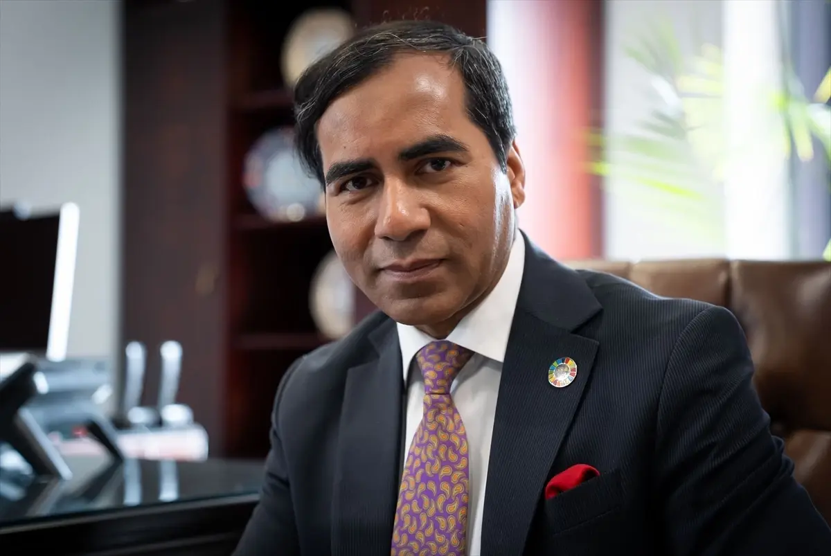 Bangladeş Büyükelçisi M. Amanul Haq, Anadolu Ajansı’nın “Yılın Kareleri” Fotoğraf Yarışmasına Oy Verdi