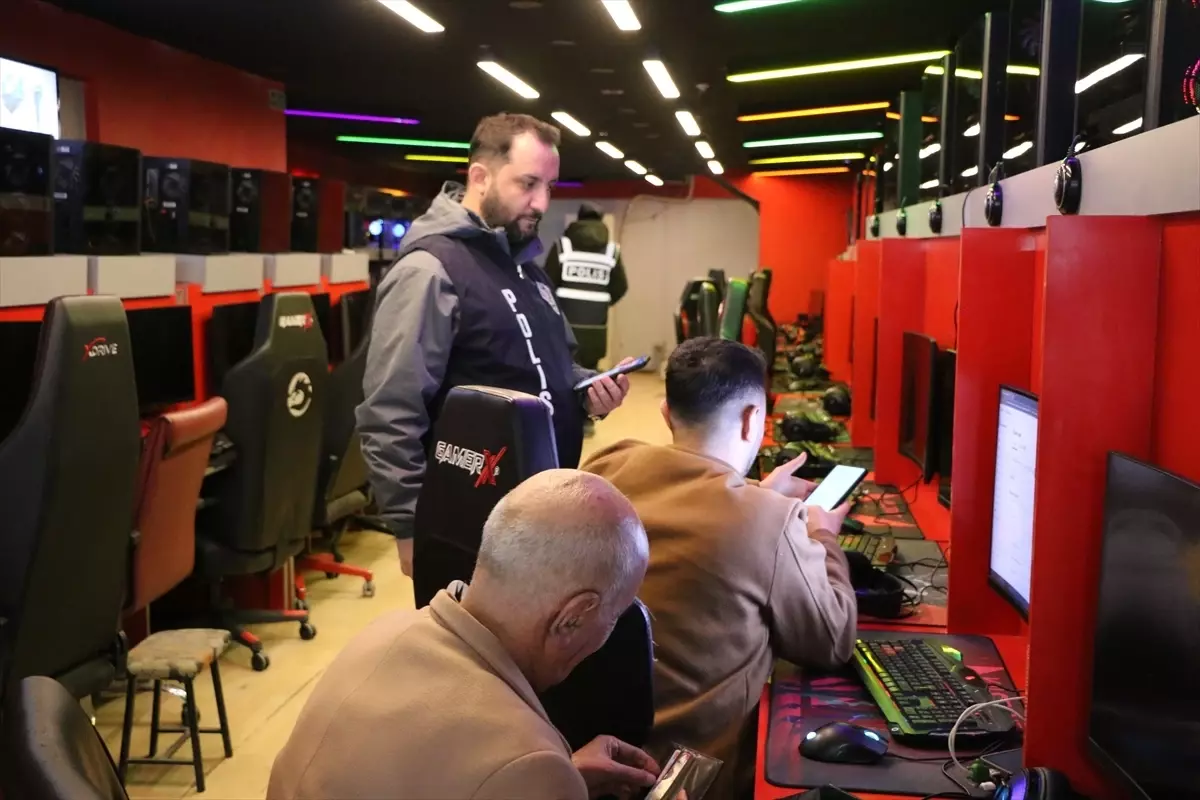 Eskişehir’de Okul Saatlerinde Oyun Salonları Denetlendi: Öğrenciler Güvende