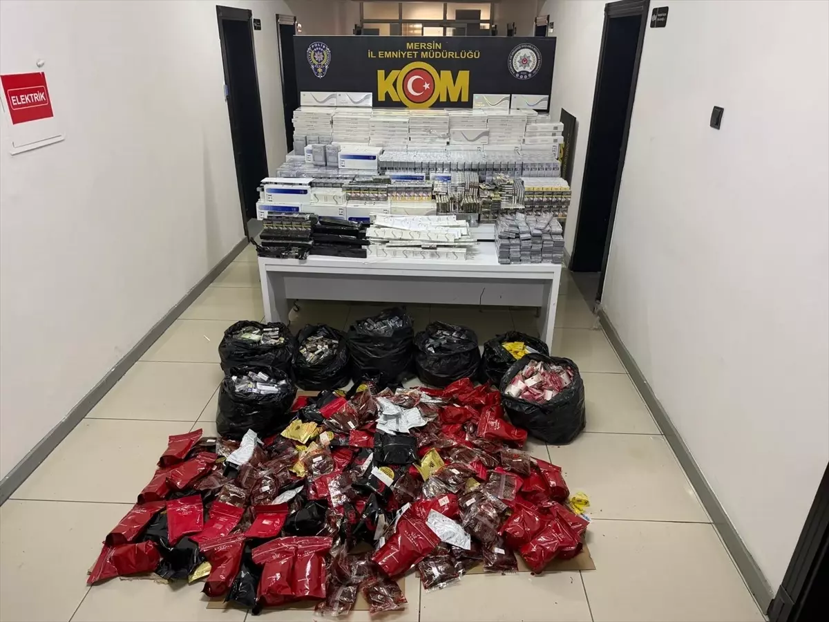 Mersin'de 2 Milyon Makaron ve 227 Kg Nargile Tütünü Ele Geçirildi
