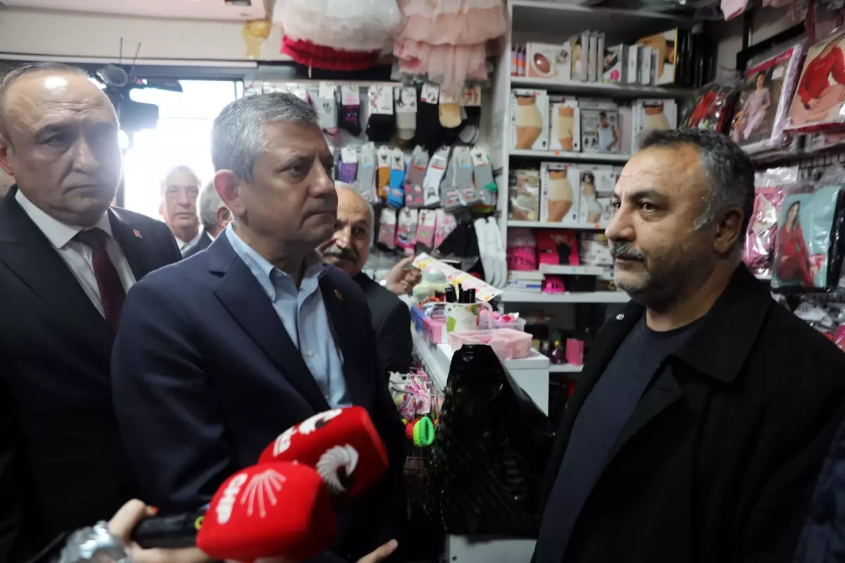 Özgür Özel: Depremzedelerin Sorunları Çözüm Bekliyor