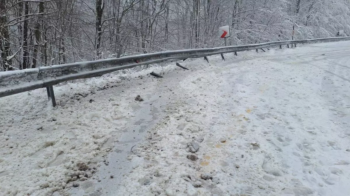 Kırklareli’de Kar ve Buzlanma Trafiği Etkiliyor: Hafif Kazalar ve Alınan Önlemler