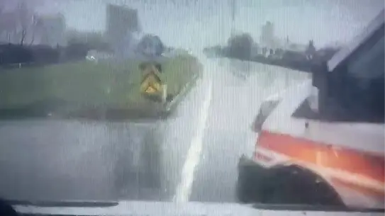 Kaza anı iç kamera görüntüsü