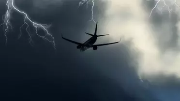 Uçak içinde panik anı