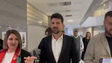 Mahkeme salonunda duruşma