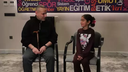 Deprem Sonrası Umut: Neşe Sağlam’ın Doktorluk Yolculuğu