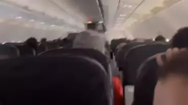 Şiddetli Yağışlar AJet Uçağını Antalya'ya Yönlendirdi