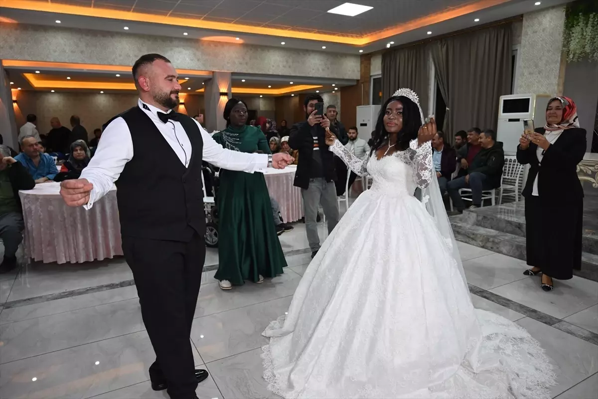 Kongo'da tanışan çiftin fotoğrafı