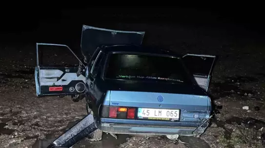 Kaza sonrası otomobil enkazı