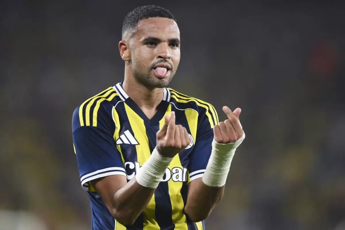 En‑Nesyri Al Ittihad formasıyla