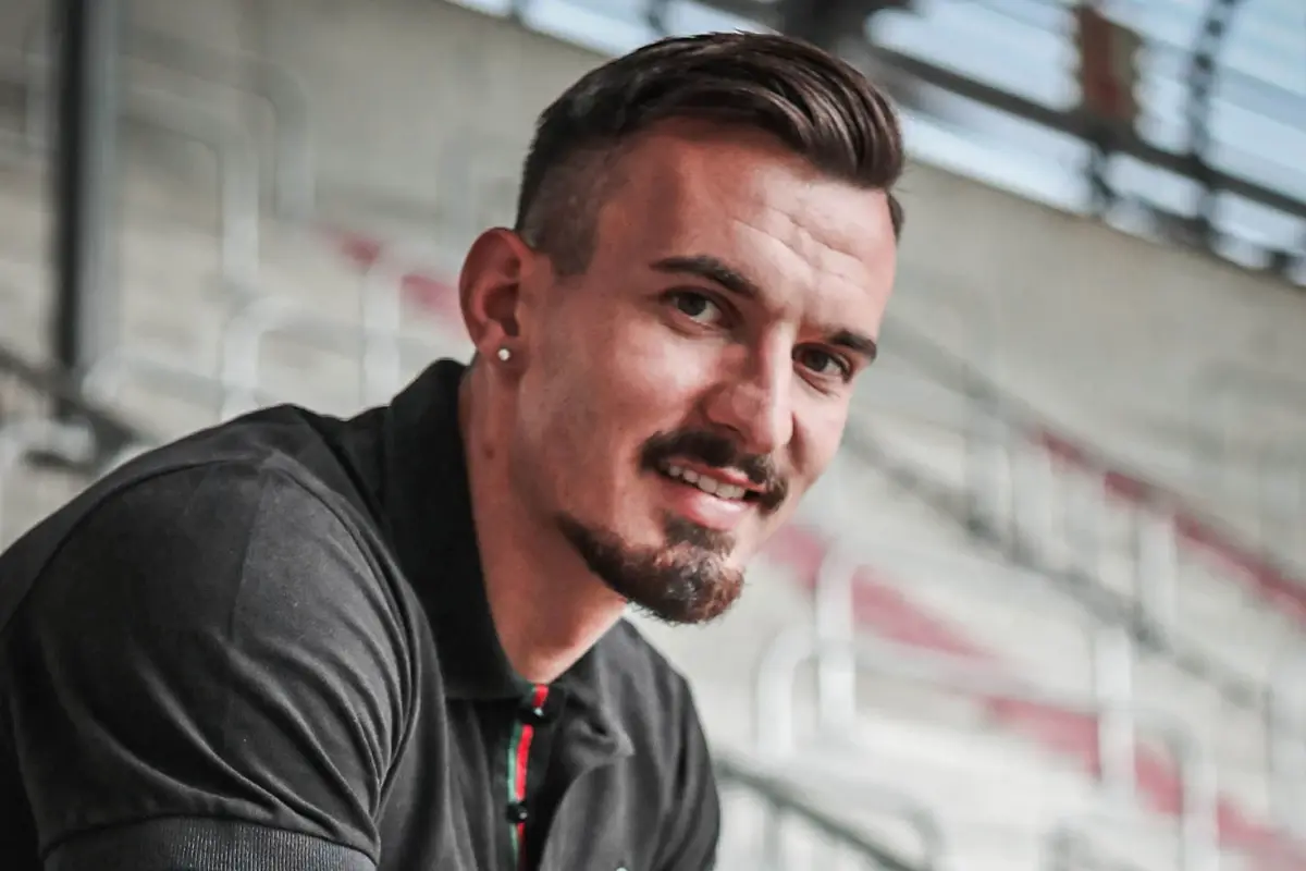 Mergim Berisha, Bundesliga 2'de Kaiserslautern'e Transfer Oldu