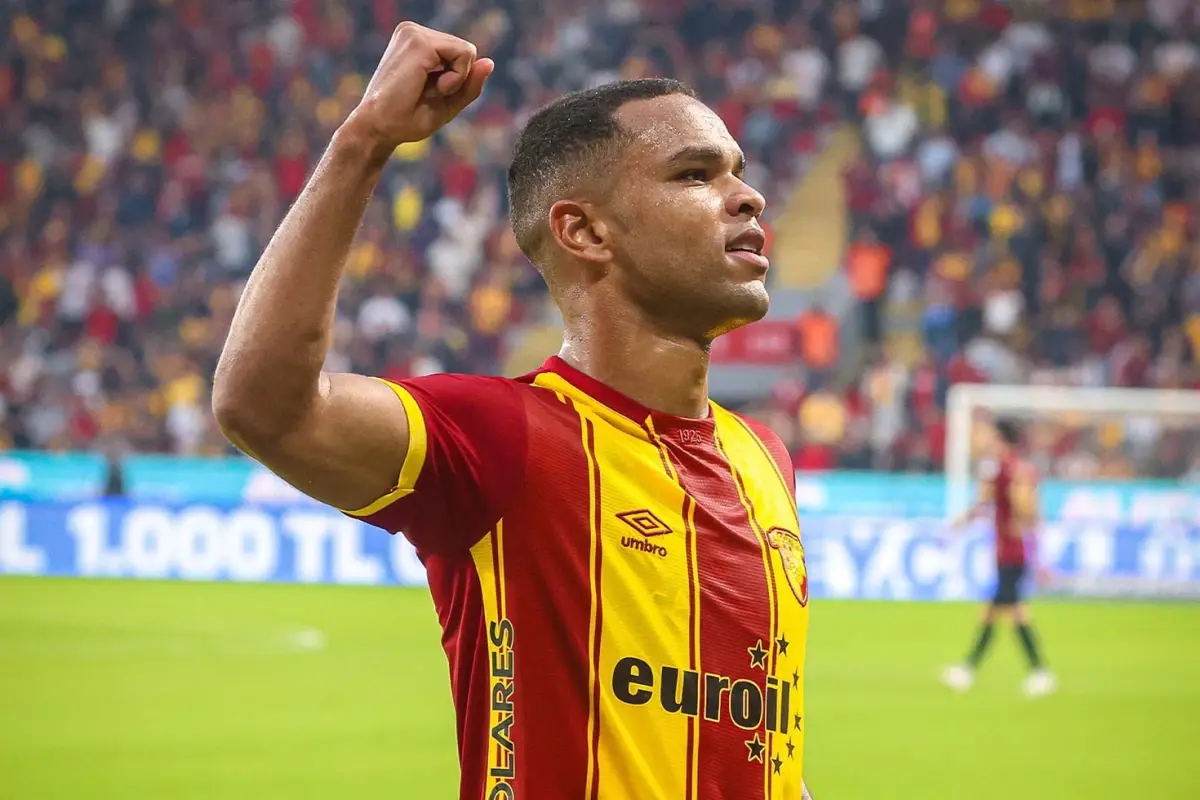 Lille, Göztepe'nin Golcü Juan'ı Transfer İçin Hedef Alıyor