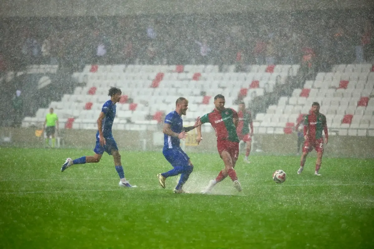 Karşıyaka Yağmurlu Zaferle Play‑Off Yolunu Güçlendirdi