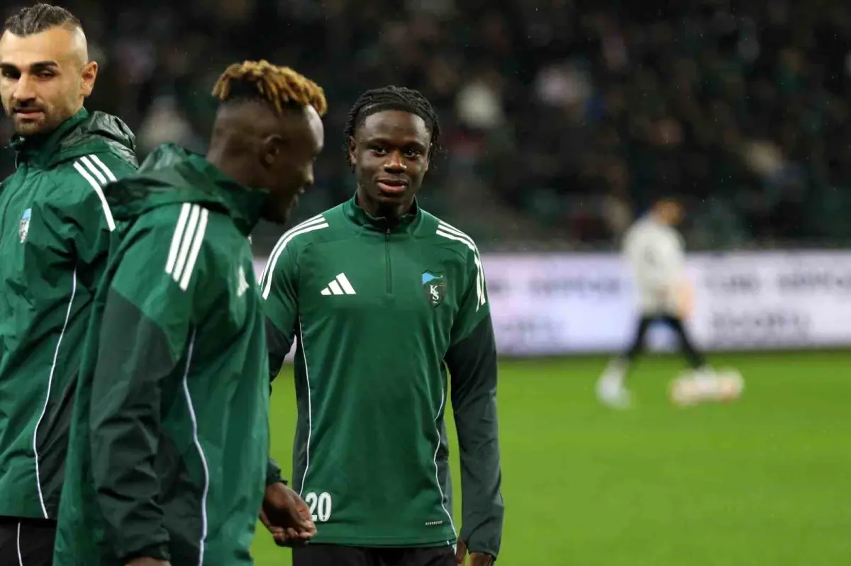 Kocaelispor'un Fenerbahçe Maçına Kadro Açıklaması: Susoho Sahada, Jovanovic Yok