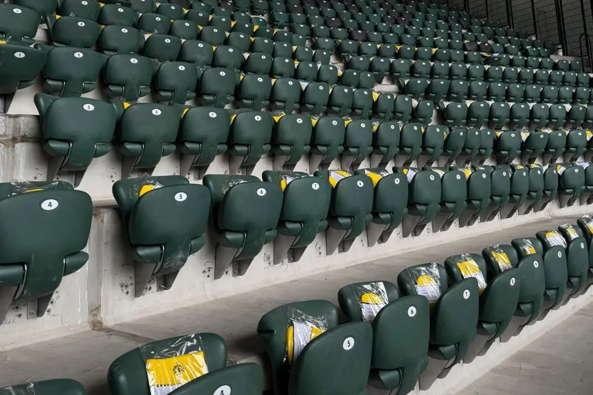 Fenerbahçe, Kocaelispor Deplasmanında Taraftarına Sarı Bereler Dağıttı