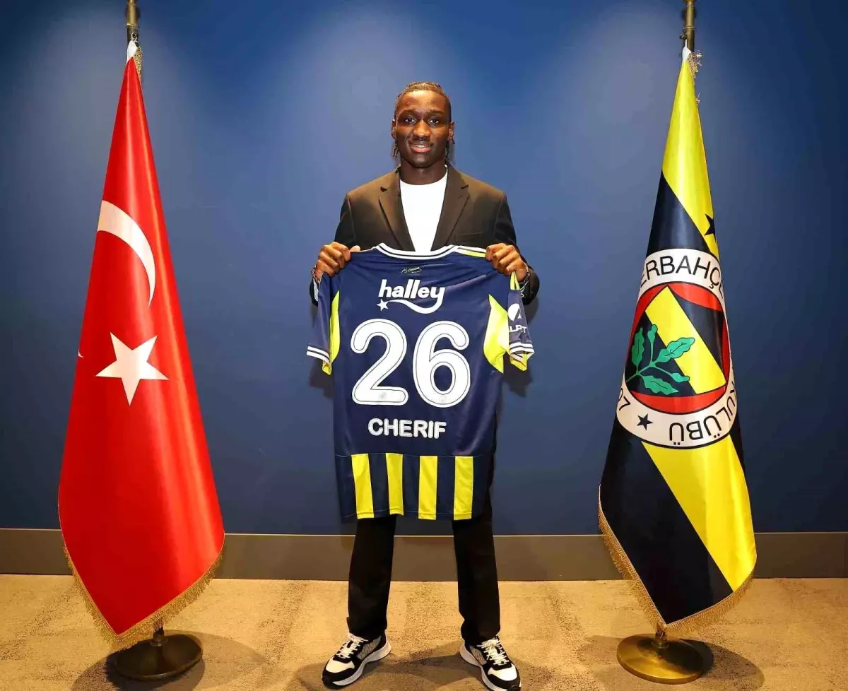 Fenerbahçe, 19 Yaşındaki Forvet Sidiki Cherif'i Kiraladı: Yeni Fransız Umudu