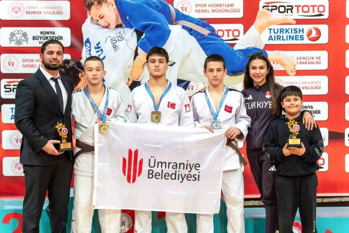 Ümraniye Belediyesi Spor Kulübü Judo Şampiyonasında Çifte Altın ve Gümüşle Parladı