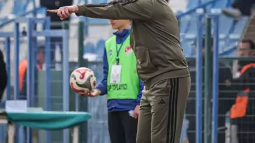 Aliağa FK maçın kritik anlarından bir kare