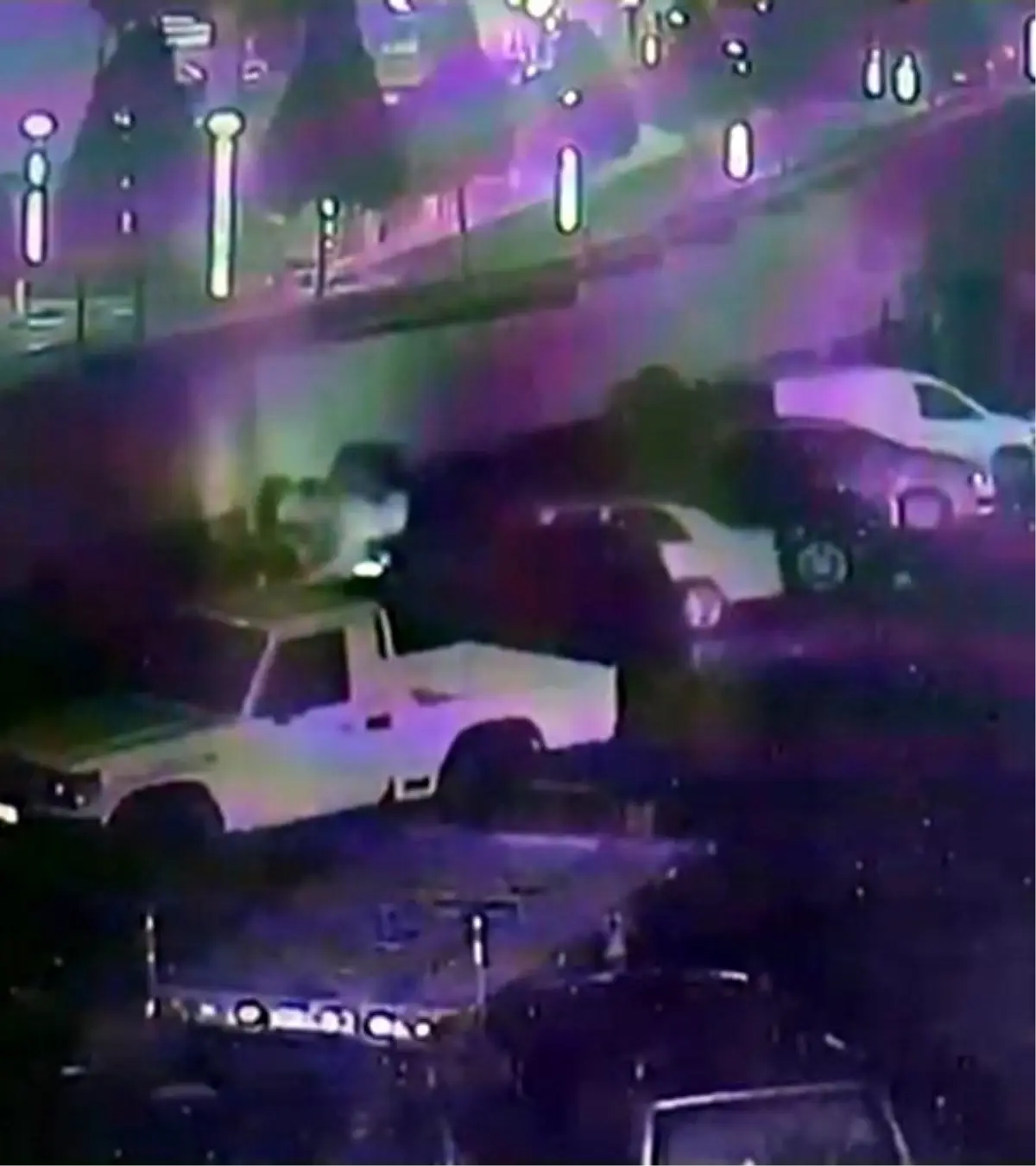 Sarıyer Otopark Yangınında 5 Araç Kül Oldu, Şüpheli Hızla Tutuklandı