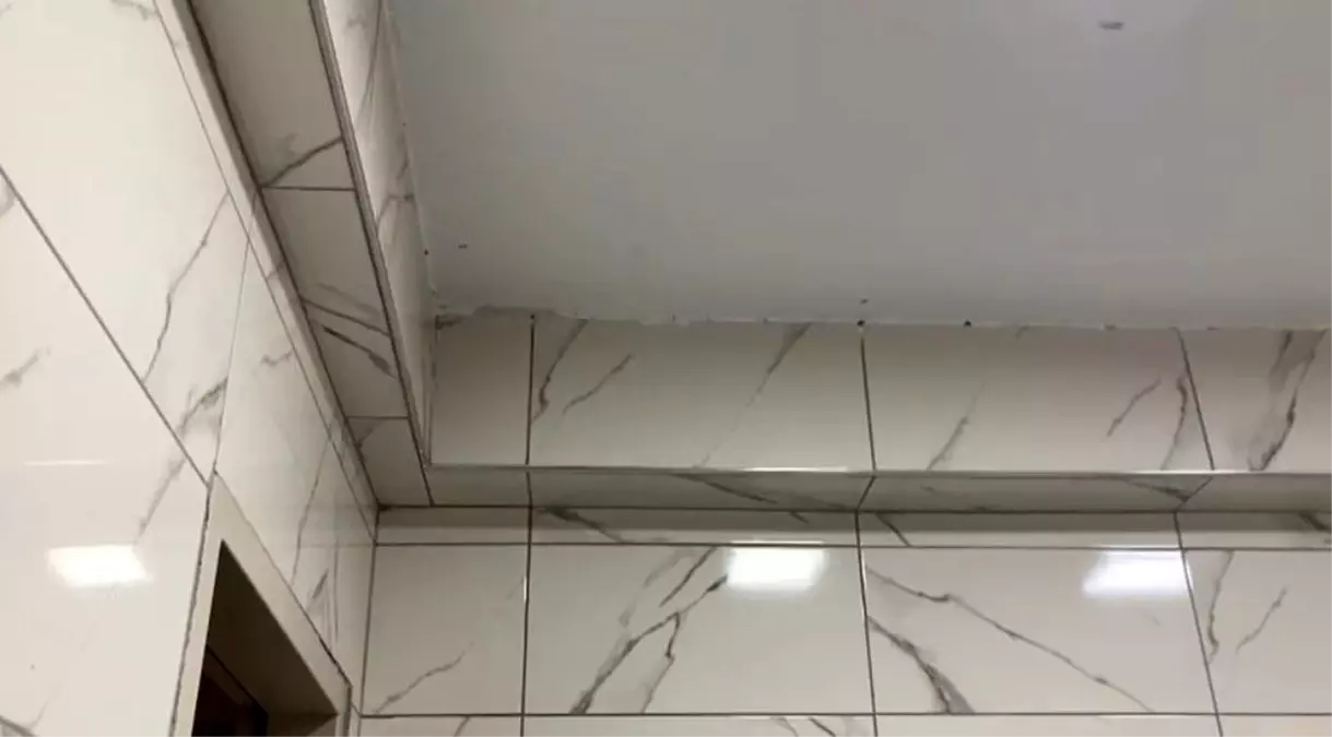 İsparta’da Ortaokul Tuvaletlerine Yerleştirilen Kameralar Kaldırıldı