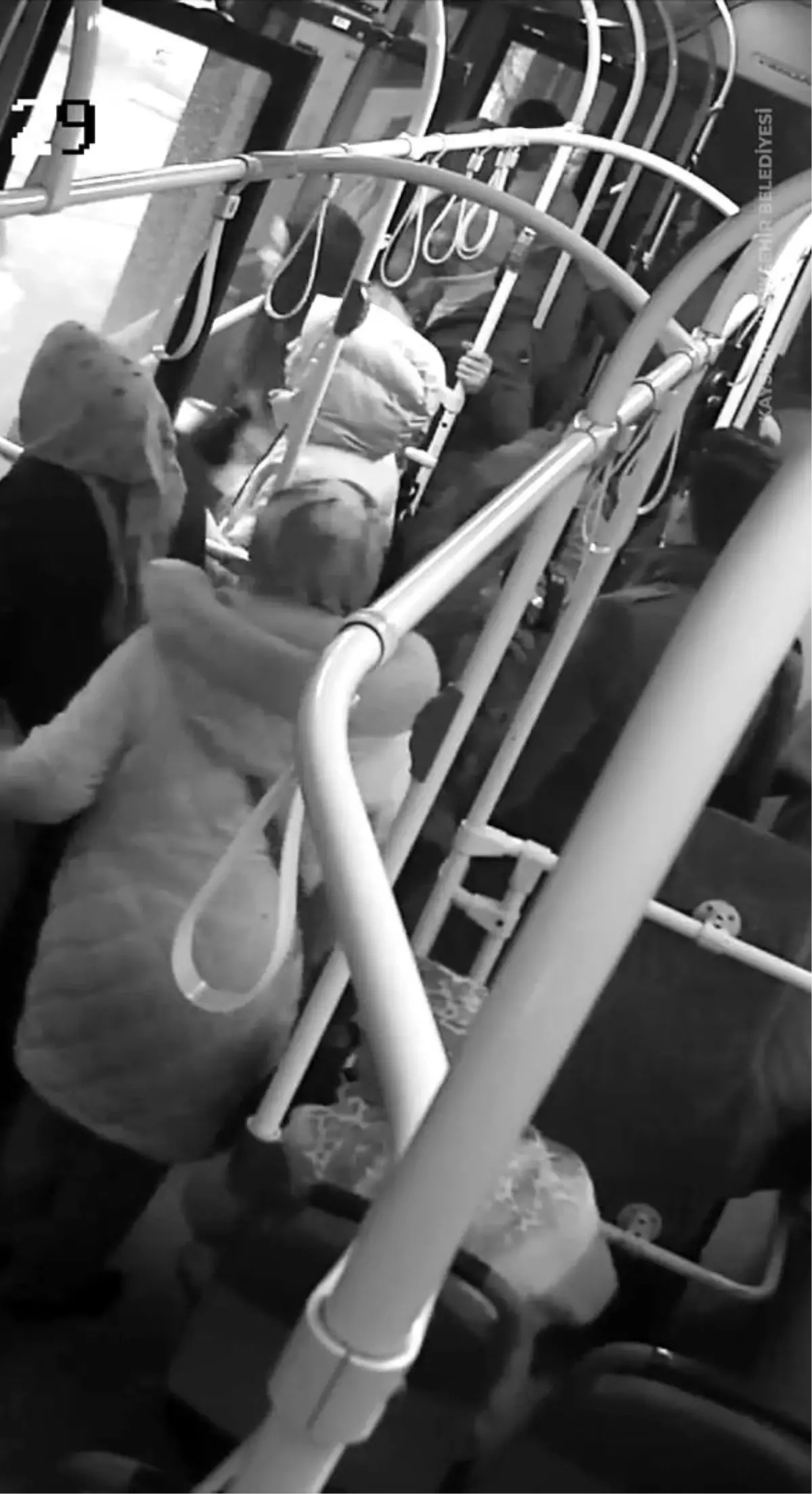 Kayseri'de Otobüs Şoförü Nazmi İnce, Fenalaşan Yolcuyu Anında Hastaneye Kaptı