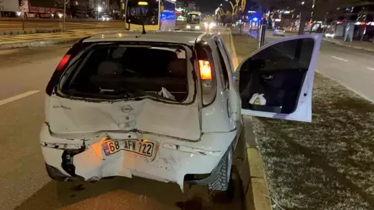 Aksaray'da Alkol Limitini Aşan Sürücü Nedeniyle Çarpışma: 6 Kişi Yaralandı