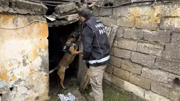 Denetim sırasında polis ekipleri